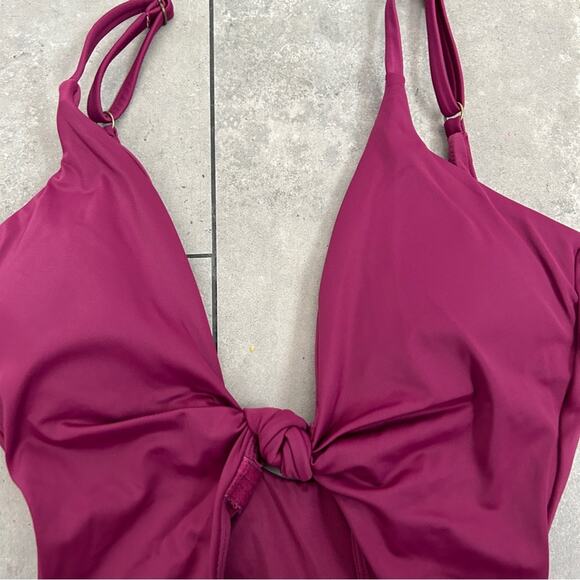 NEW Andie The Santorini one piece in PLUM size SMALL - Picture 4 of 7
